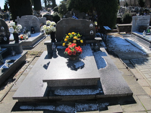 Grób Józef Biegański